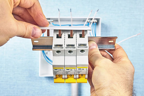 Nguyên nhân và cách khắc phục aptomat không nhảy nhưng mất điện​ 