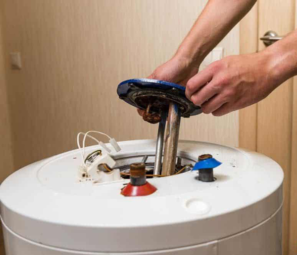 Bình nóng lạnh ra ít nước nóng và cách khắc phục