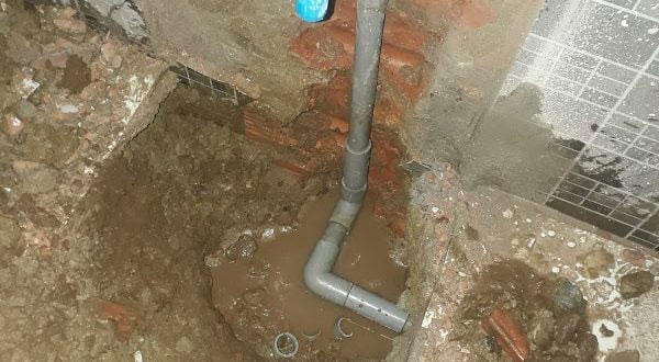 Hướng dẫn sửa ống nước âm tường bị rò 