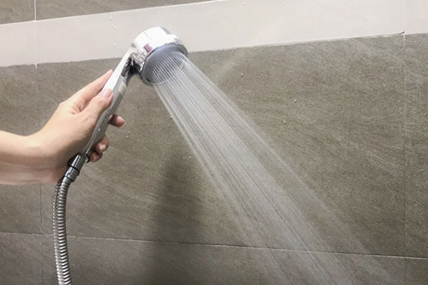 Phương pháp tăng áp lực nước vòi hoa sen