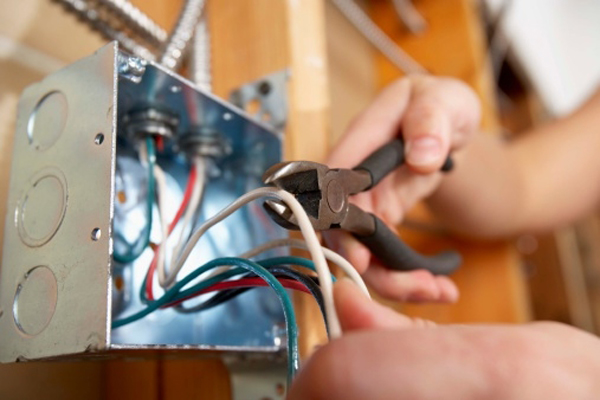 Sửa điện dân dụng lưu ý những gì